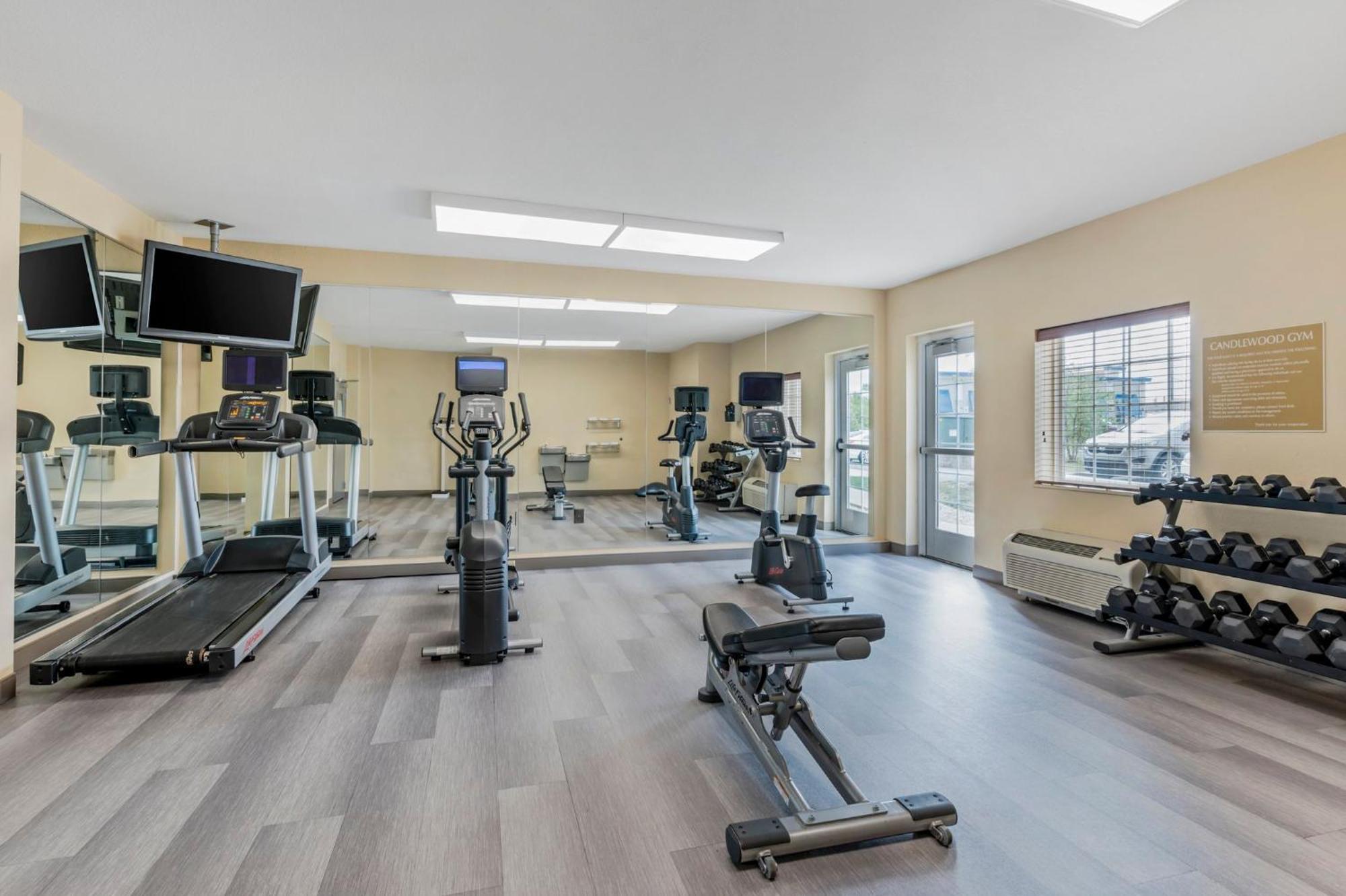 Candlewood Suites Indianapolis East By Ihg Eksteriør billede