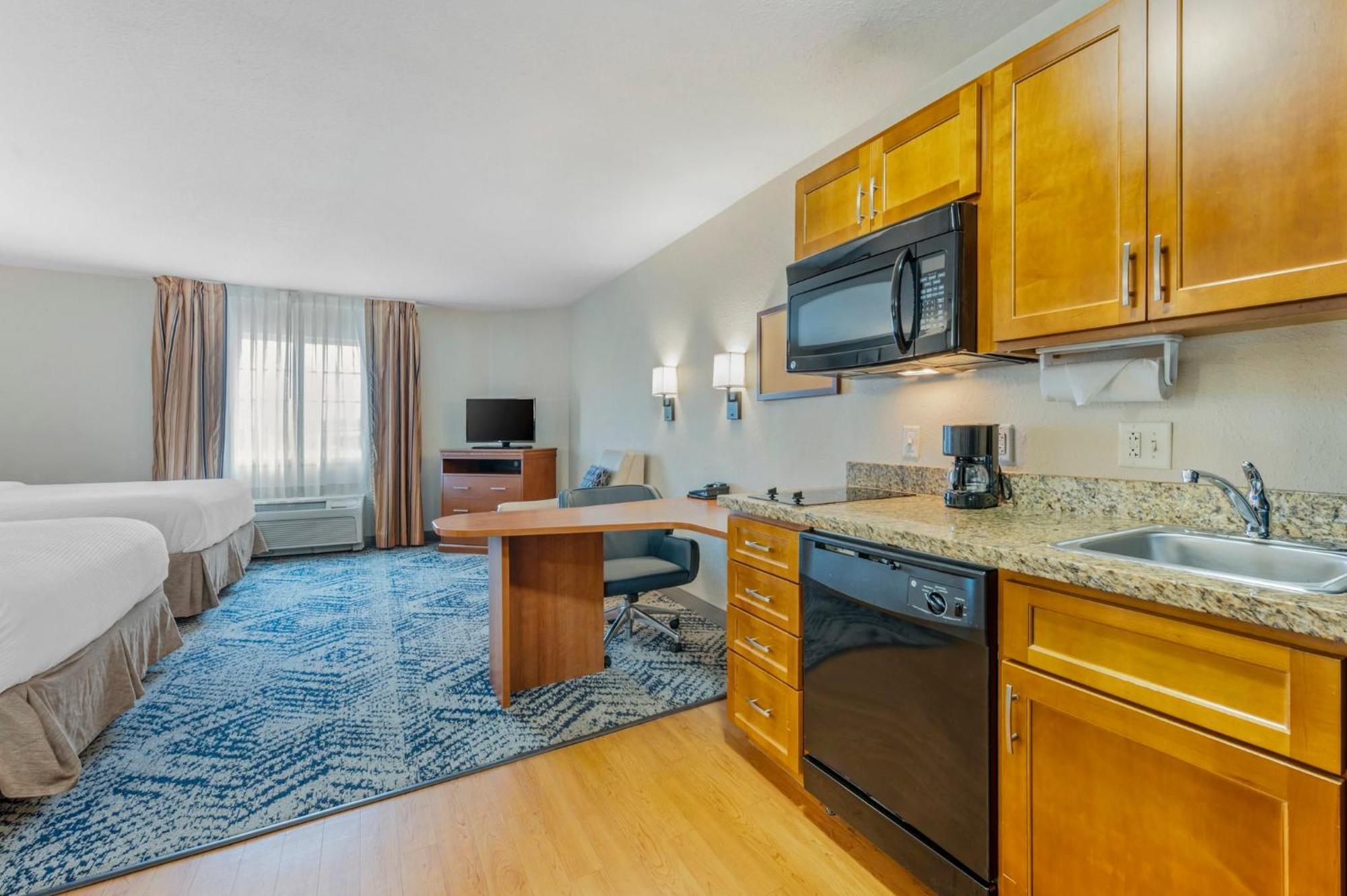 Candlewood Suites Indianapolis East By Ihg Eksteriør billede