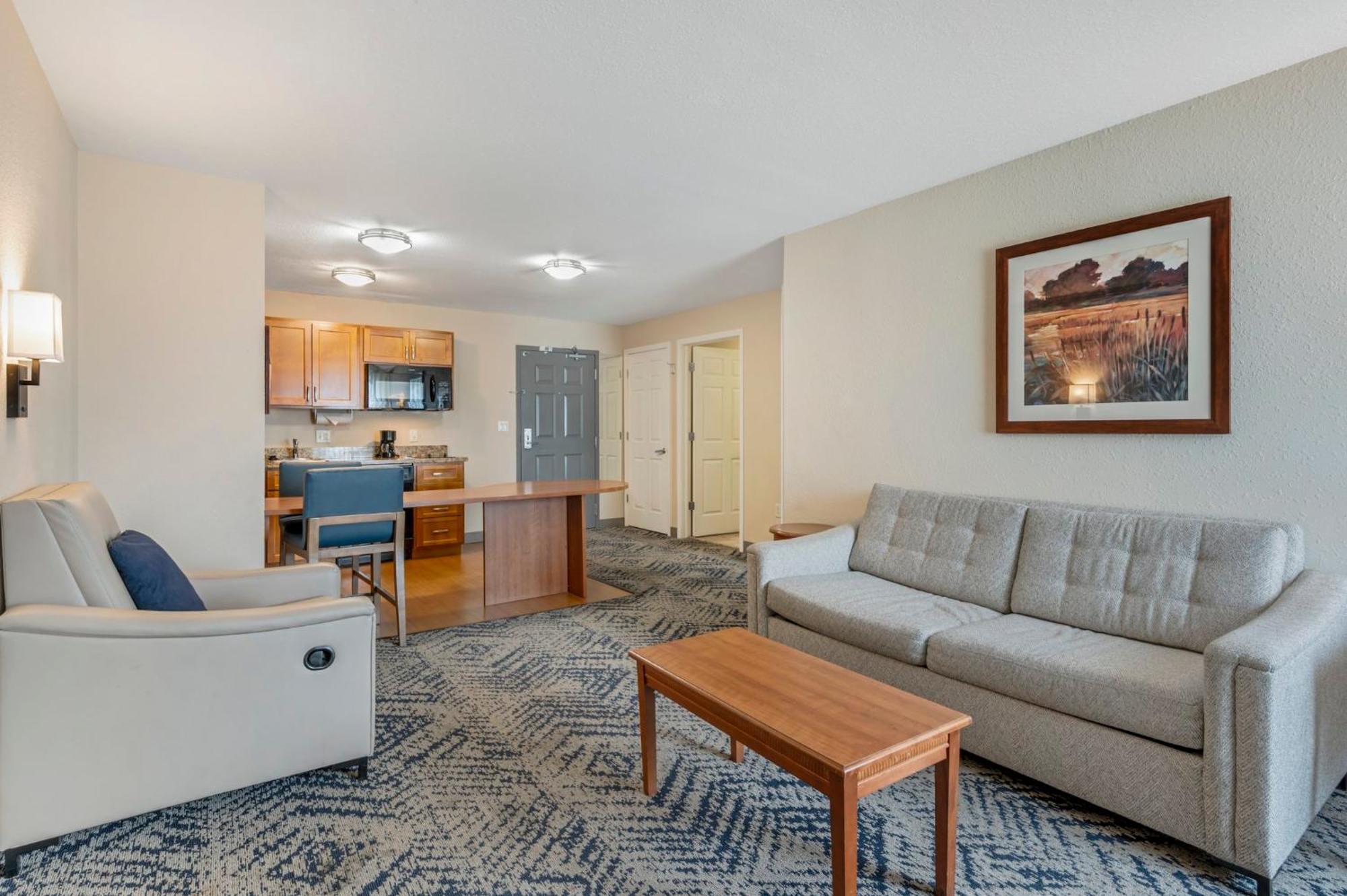 Candlewood Suites Indianapolis East By Ihg Eksteriør billede